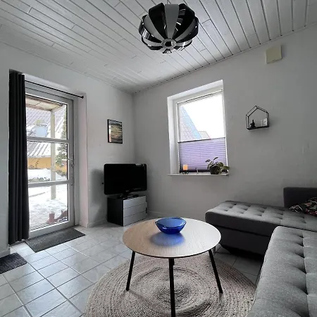Apartament Cozy With Private Terrace Close To Downtown