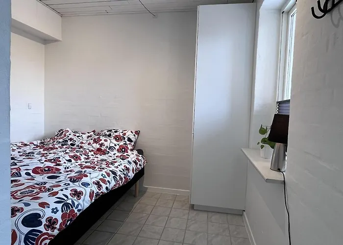 Lejlighed Cozy With Private Terrace Close To Downtown